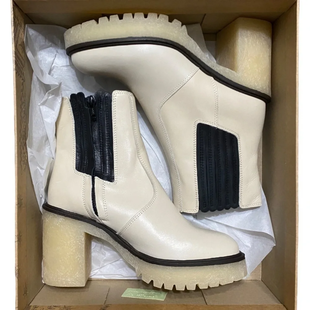 Free People James Chelsea Chunky Heel Leather Boots New in Box Bone / White - Picture 6 of 6